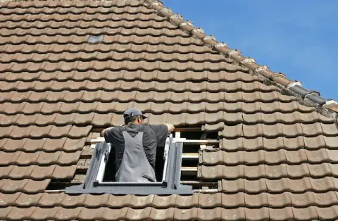 Pose de velux - Frénouville